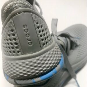 Womens Croc Atheletic shoes